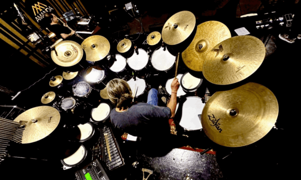 2d09611b-c21b-4289-a32d-6b54688d19fb-web